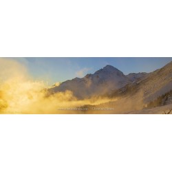 La Dent Parrachée dans le brouillard