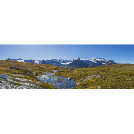 Le massif de l'Albaron vu du Plan des Eaux